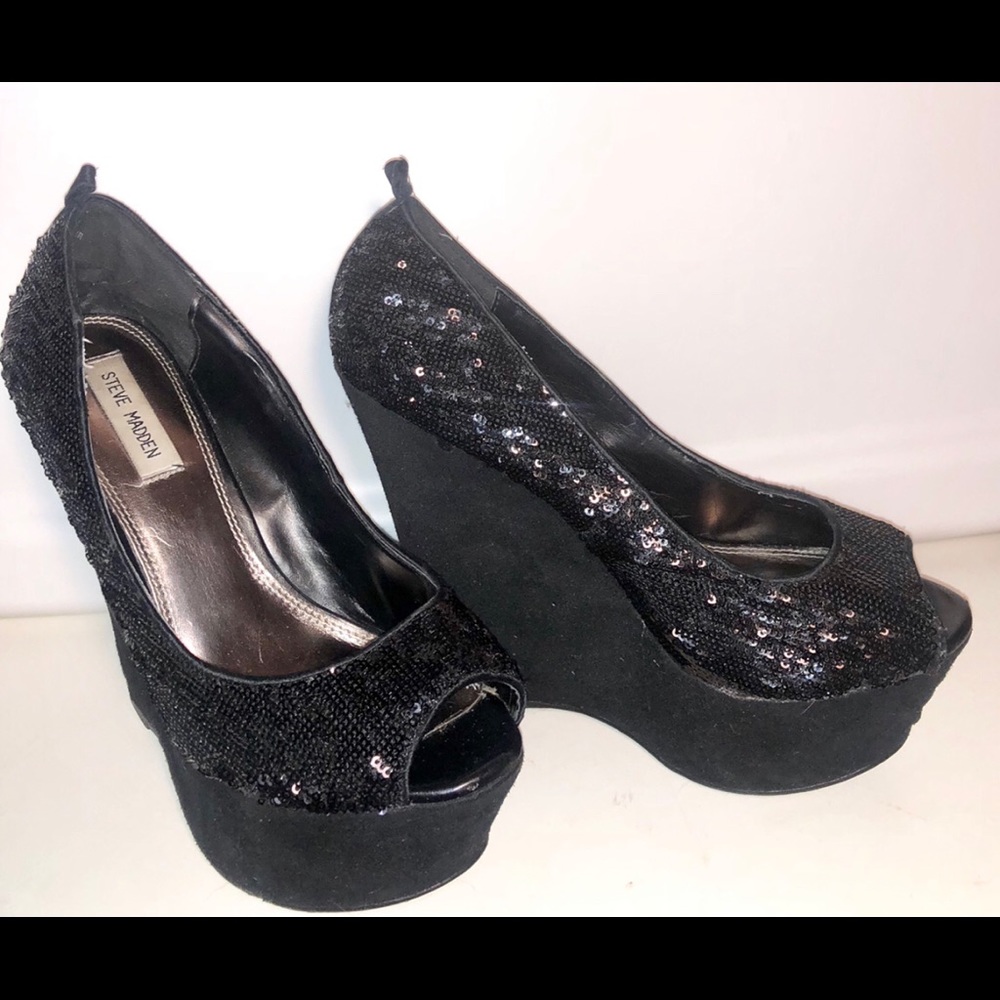 Steve Madden  black sequin wedge heels sz 9.5💕